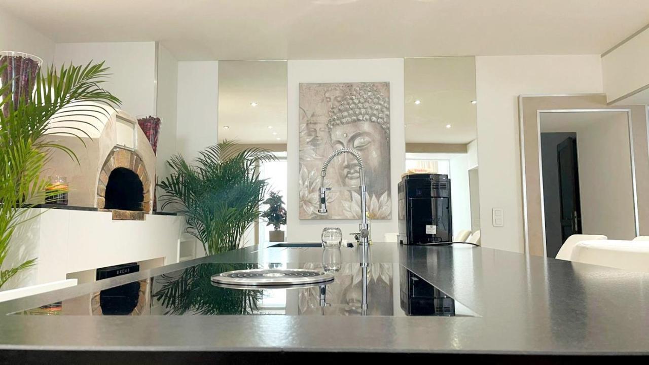 Appartement En Bord De Lac Avec Jaccuzi アンフィオン・レ・バン エクステリア 写真