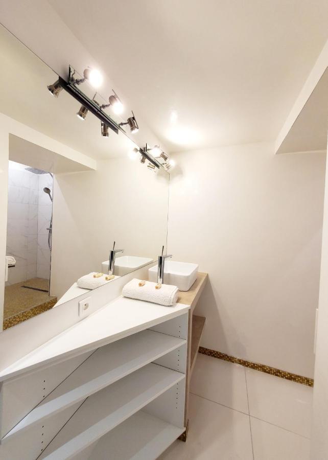 Appartement En Bord De Lac Avec Jaccuzi アンフィオン・レ・バン エクステリア 写真