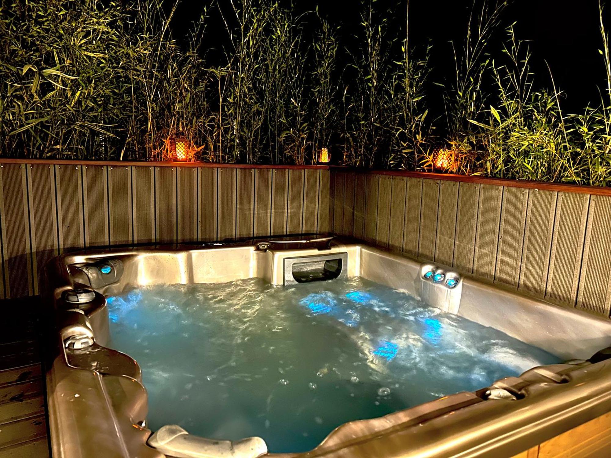 Appartement En Bord De Lac Avec Jaccuzi アンフィオン・レ・バン エクステリア 写真